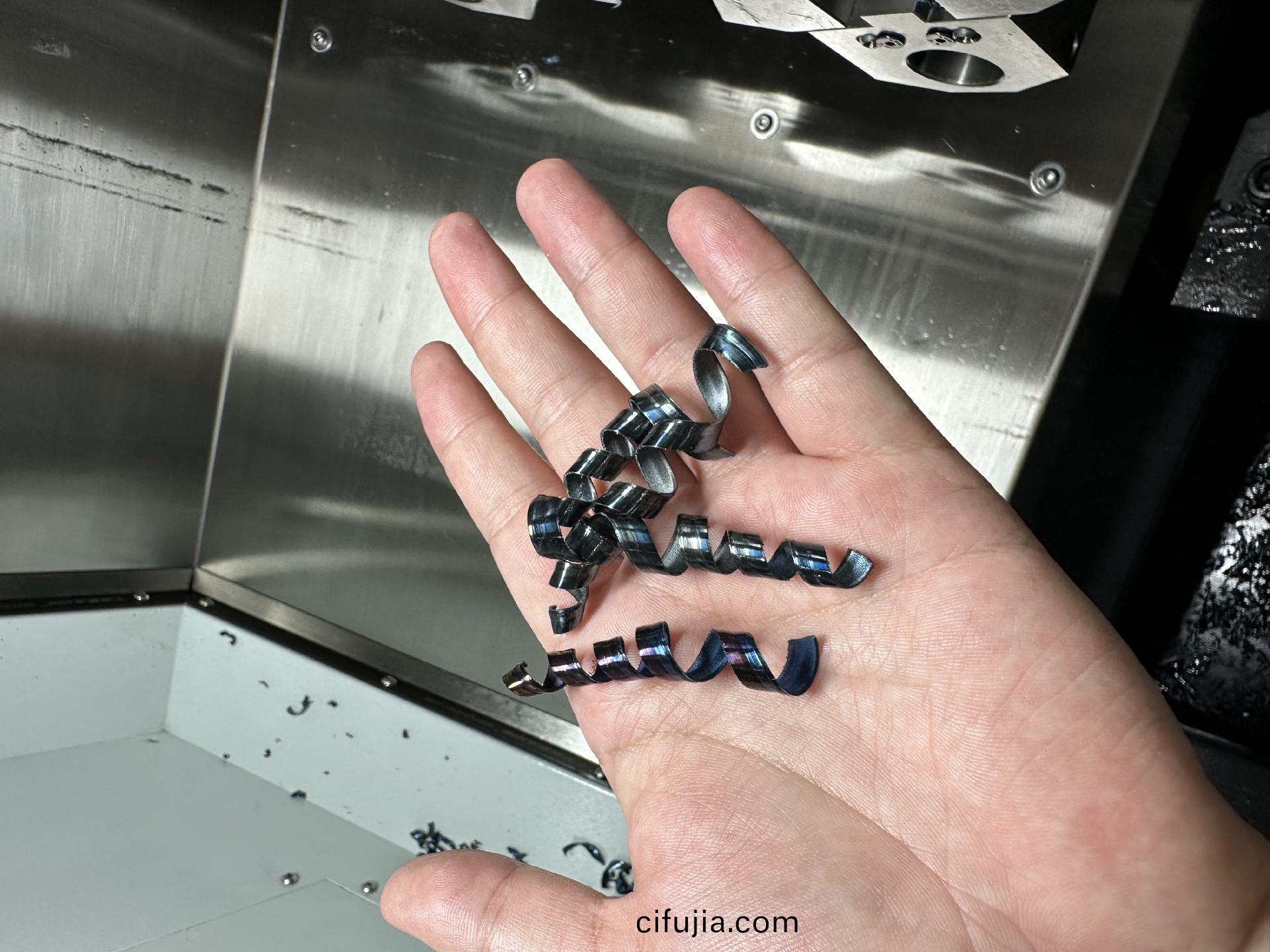 刀墖數控車(che)牀（可加工400長）